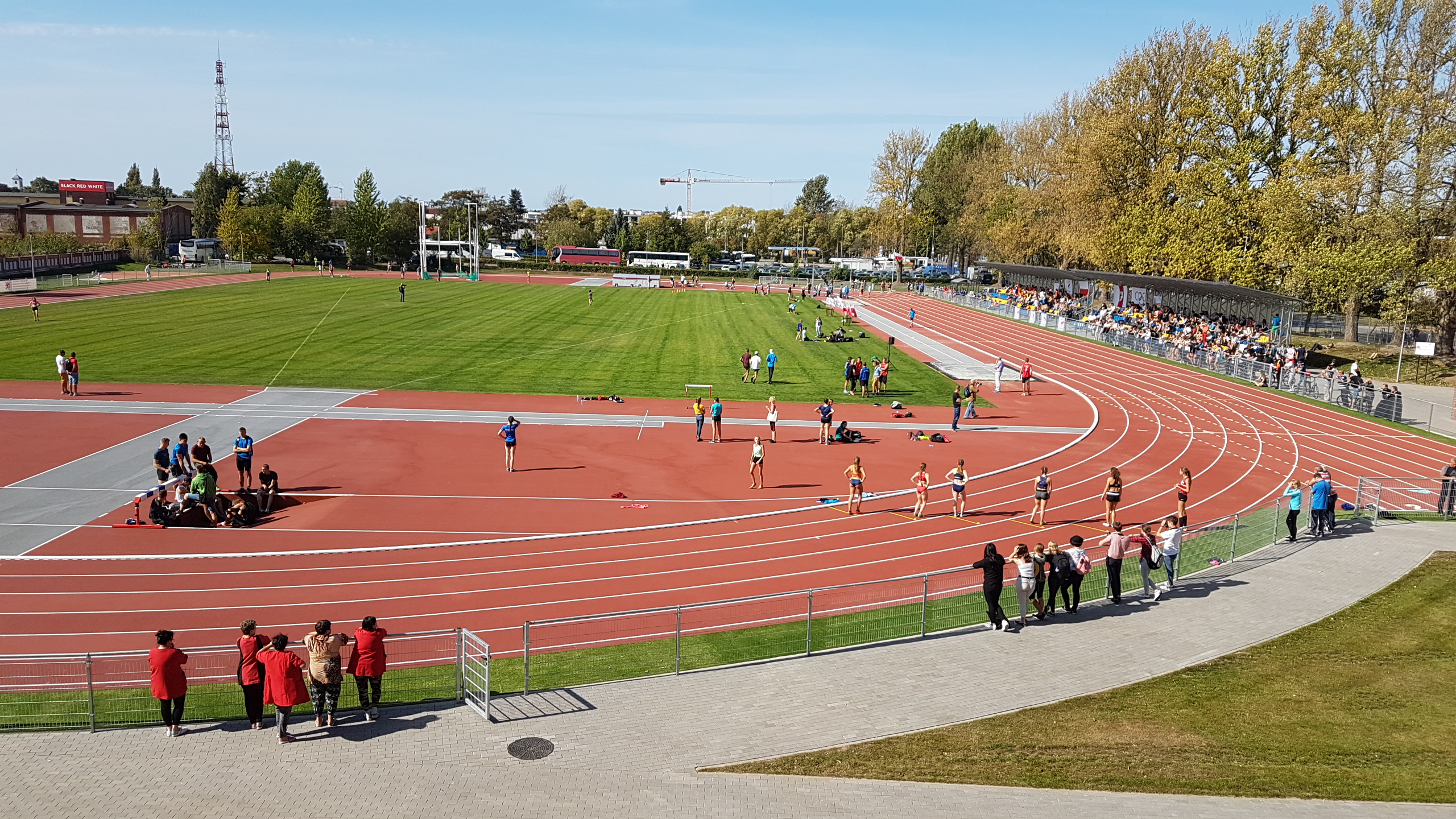 picture 2 - stadion